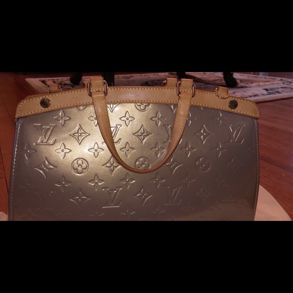 Authentic LouisVuitton Vernis Monogram Tote - Picture 2 of 9